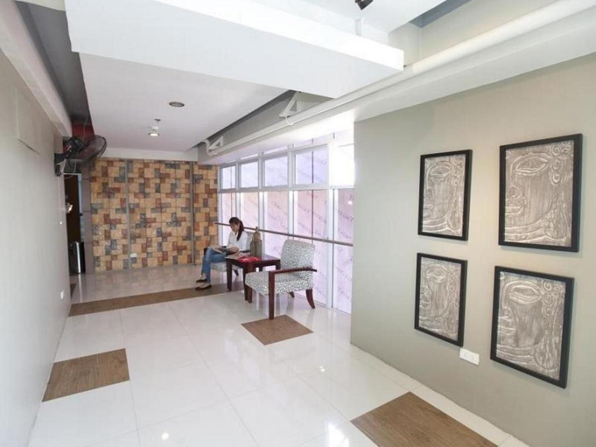 Valleyfront Hotel Cebu Exterior foto
